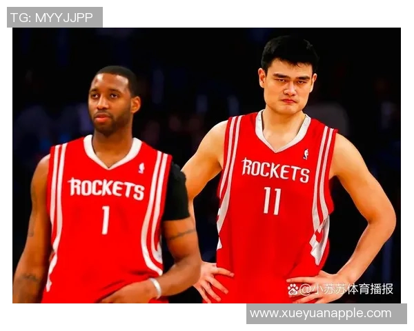 姚明走路弯腰的背后故事与篮球巨星的生活哲学 姚明走路弯腰的背后故事与篮球巨星的生活哲学