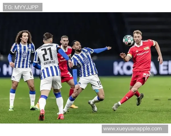 柏林赫塔主帅探索新战术提升球队竞技水平 柏林赫塔主帅探索新战术提升球队竞技水平