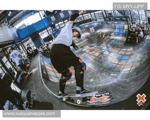 西安滑板队勇闯极限运动世界杯展现逆袭精神与团队风采